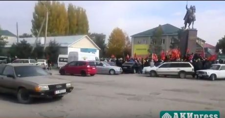В Таласе собираются сторонники Бабанова