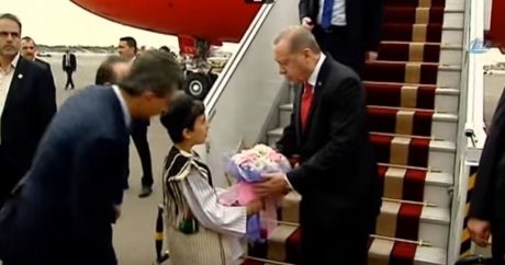 Президент Турции с официальным визитом находится в Иране
