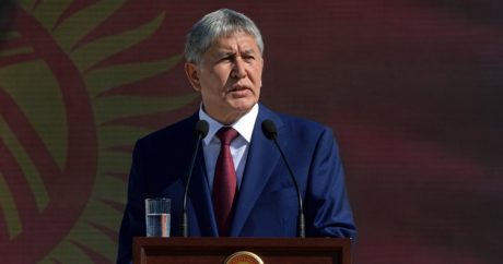 Роза Отунбаева: «В стране почти не осталось личности, кого бы не оскорбил Атамбаев»