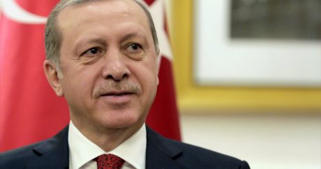 Глава МИД Сербии спел песню на турецком для Эрдогана – ВИДЕО