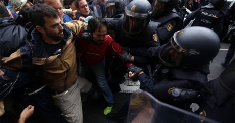 На референдуме в Каталонии пострадали 38 человек — ВИДЕО