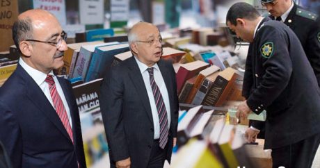 Таможенный шантаж: какую запрещенную литературу пытались продать на V Бакинской книжной ярмарке?