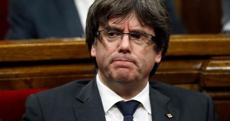 Лидер Каталонии сбежал в Брюссель