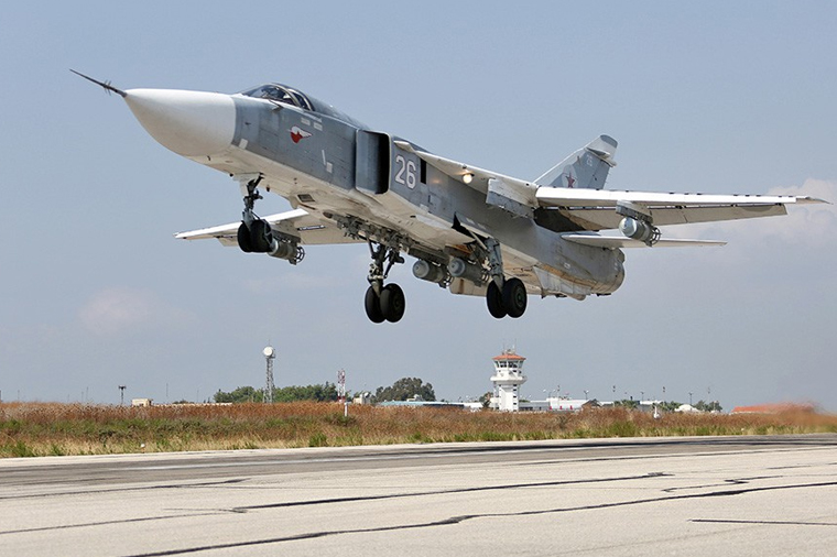 В Сирии разбился российский Су-24: экипаж погиб
