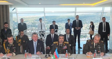 В Тбилиси состоялась встреча глав ВС Азербайджана, Грузии и Турции