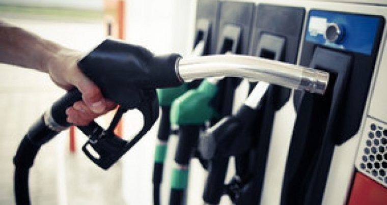 В Азербайджане повысились цены на бензин