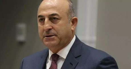 Глава МИД Турции прибыл в Баку