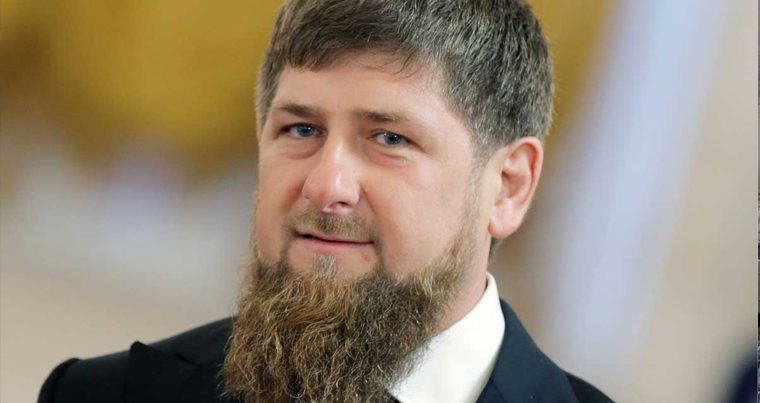 Кадыров предложил передать останки Сталина Грузии