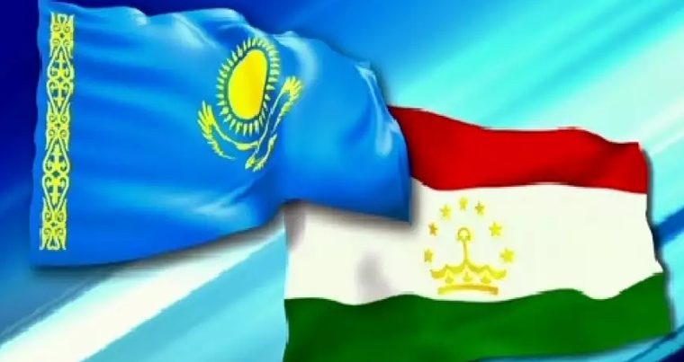Казахстан окажет гуманитарную помощь Таджикистану