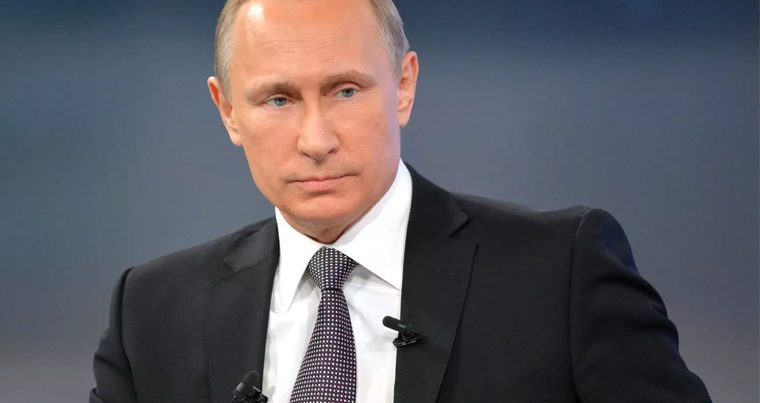 Путину передали список желающих вернуться в Россию бизнесменов