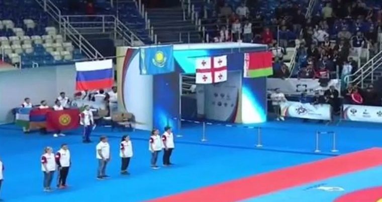 На чемпионате мира по самбо перепутали гимн Казахстана — ВИДЕО