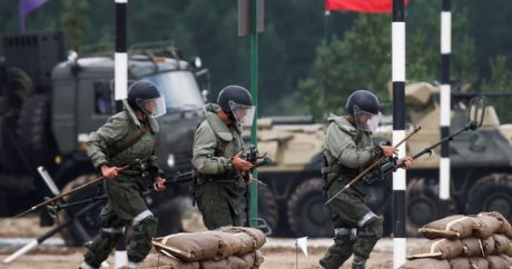 Министр обороны Польши: Россия готовится к горячей войне