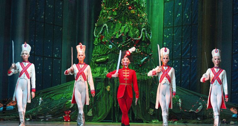 В канун Нового года в Баку покажут спектакль «Щелкунчик»