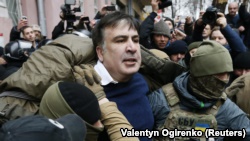 Правоохранители арестовали Саакашвили