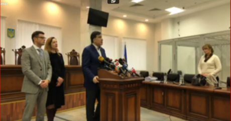 Порошенко собирается ликвидировать Печерский суд, оправдавший Саакашвили