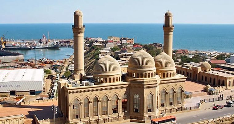 Мечеть «Бибиэйбат» вошла в список самых красивых мечетей мира