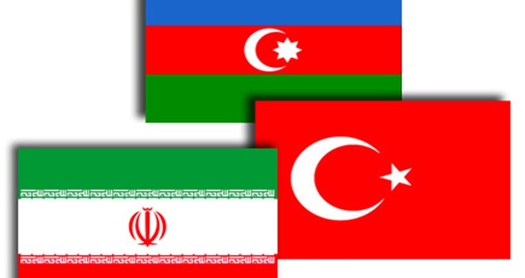 В Баку началась трехсторонняя встреча глав МИД Азербайджана, Турции и Ирана