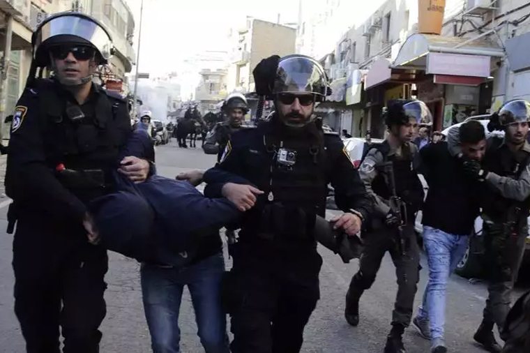 Число задержанных Израилем палестинцев достигло 200