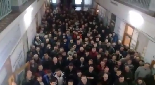 В Казахстане около 700 шахтеров участвуют в забастовке