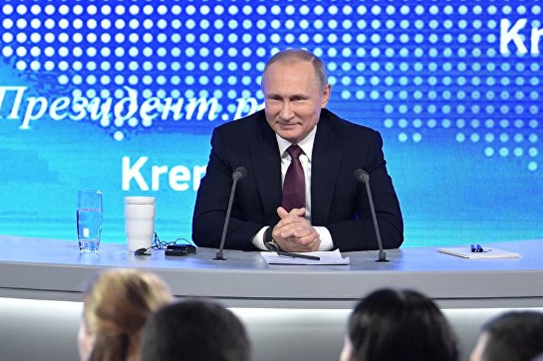 Путин ответил анекдотом про вопрос о военных расходах — ВИДЕО
