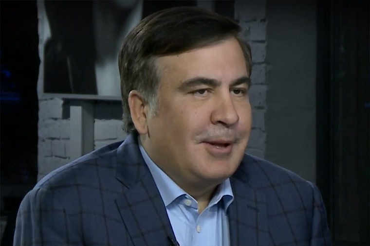 Саакашвили: Порошенко мог бы стать Черчиллем Европы, но все время пытается стать Путиным