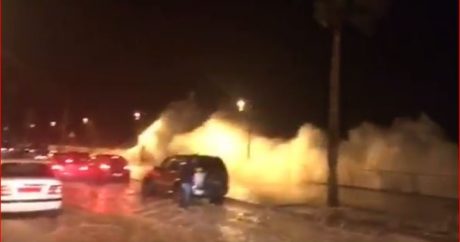 На Саудовскую Аравию обрушился цунами