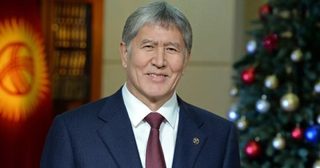 Атамбаев выпустил песню, посвященную Новому году — ВИДЕО