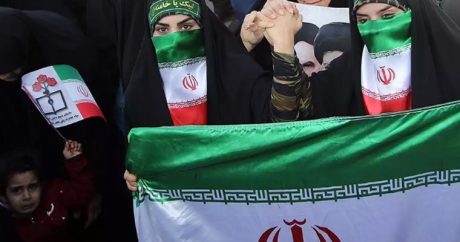 В Иране проходят шествия против беспорядков – ФОТОГАЛЕРЕЯ