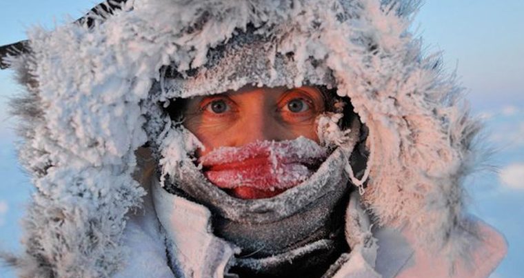Аномальные холода парализовали жизнь в нескольких регионах России