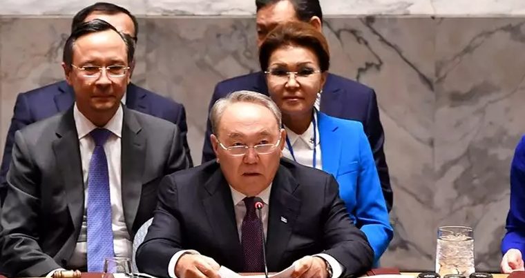 Назарбаев призвал КНДР отказаться от ядерного оружия