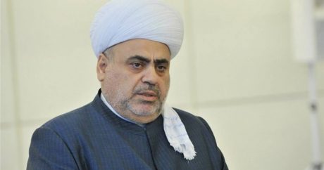 Аллахшюкюр Пашазаде призвал мусульман объединиться для решения карабахского конфликта