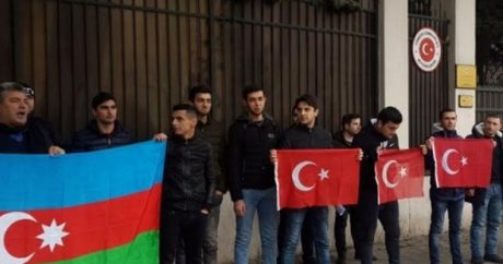 Азербайджанцы Грузии выразили поддержку действиям ВС Турции в Африне