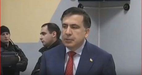 Саакашвили: У меня есть документ, подтверждающий мое существование, и Порошенко пытается отобрать и его