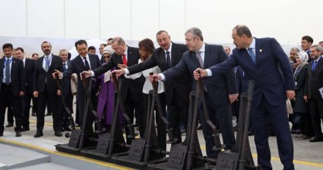 Железная дорога Баку-Тбилиси-Карс: какое влияние окажет проект века на экономику наших стран?