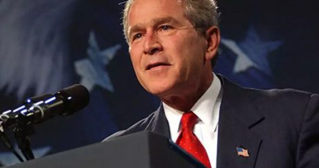 Джордж Буш: Путин носит груз обид, из-за распада СССР