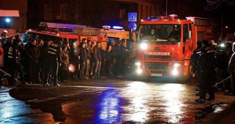 Крупный пожар на рынке в Тбилиси — ФОТО