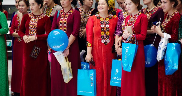 В Туркменистане школьниц направляют на гинекологический осмотр проверять «невинность»