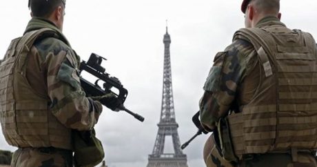 Франция отправит спецназ на помощь курдским террористам