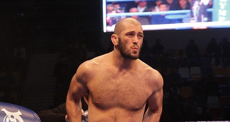 Дагестанских бойцов MMA обвинили в разбое и вымогательстве