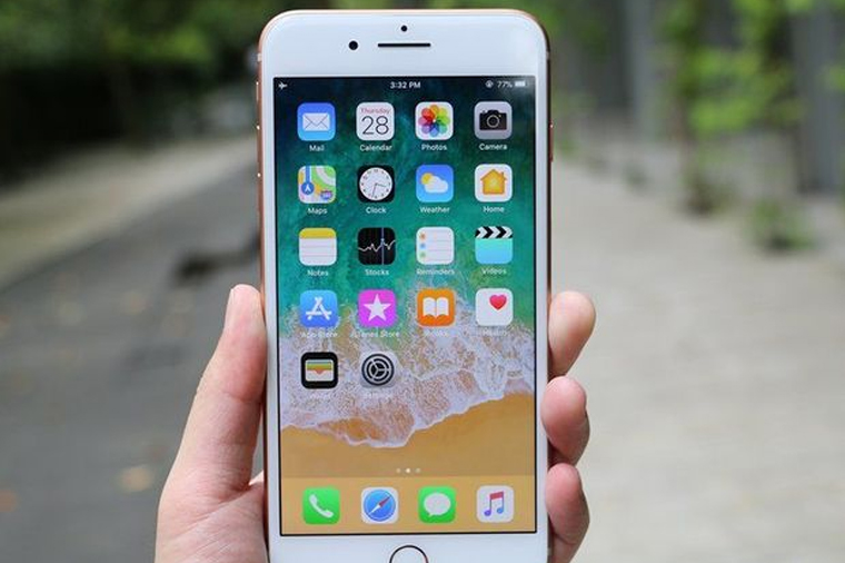 Apple остановила производство iPhone 8 Plus