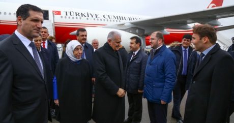 Премьер-министр Турции в Баку