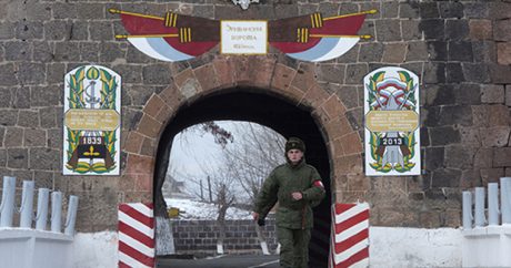Россия отправляет отряд военной полиции в Армению