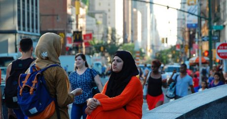 Мэрия Нью-Йорка заплатила трем мусульманкам $180 тыс