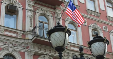 Россия высылает американских дипломатов и закрывает генконсульство США в Петербурге