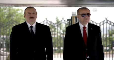 Церемония официальной встречи президента Азербайджана В Турции