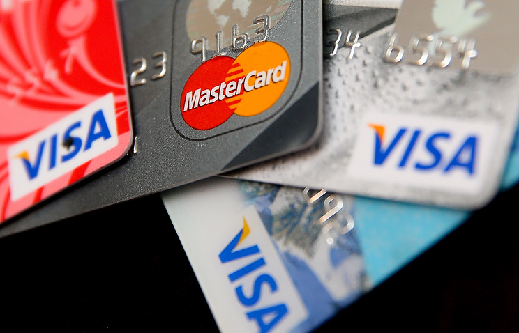 Visa и Mastercard хотят ввести сервис перевода денег с карты на карту