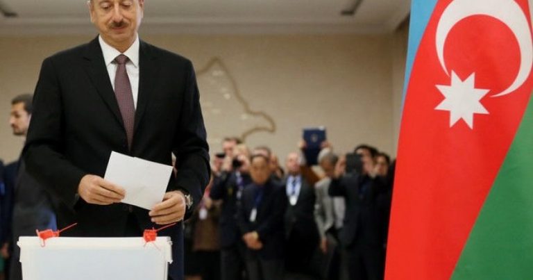 Почти 84% респондентов готовы на президентских выборах голосовать за И.Алиева — Опрос