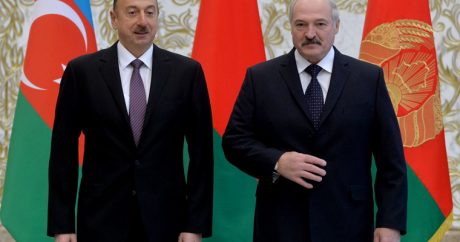 Лукашенко поздравил Ильхама Алиева с победой