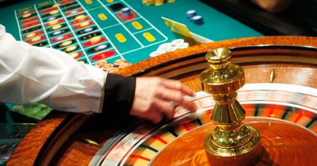 Итальянский священник проиграл в казино полмиллиона евро