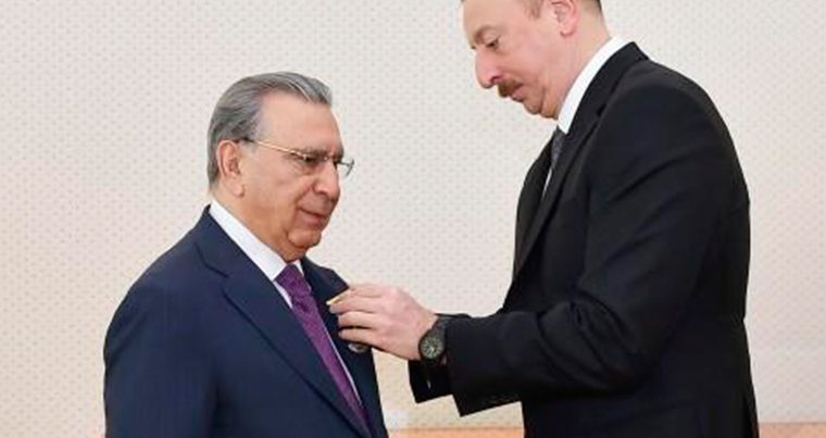 Ильхам Алиев наградил Рамиза Мехтиева орденом «Шохрат» — ФОТО